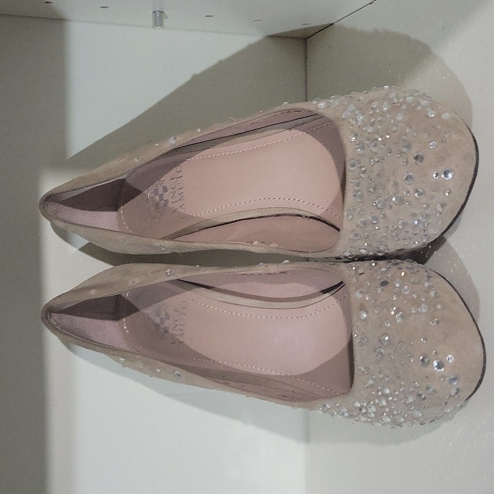 Women's nude heels with sparkle